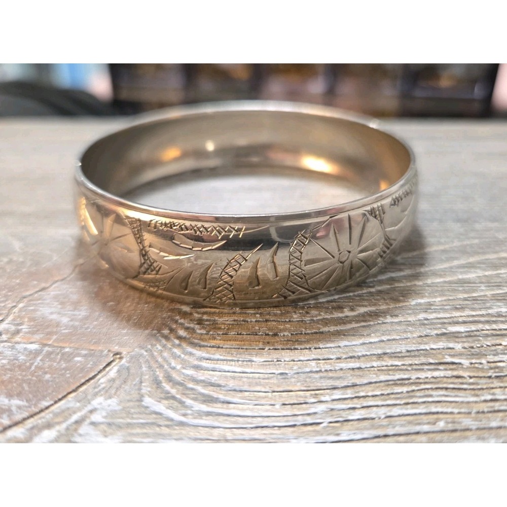 Wide Silver Tone Etched Floral Bangle Bracelet Vintage
